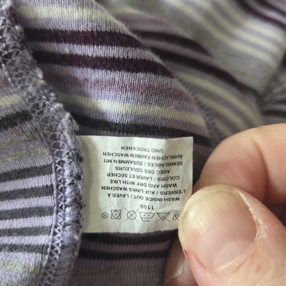 ⭐️GAP Purple Striped Top Size XL - Picture 4 of 5